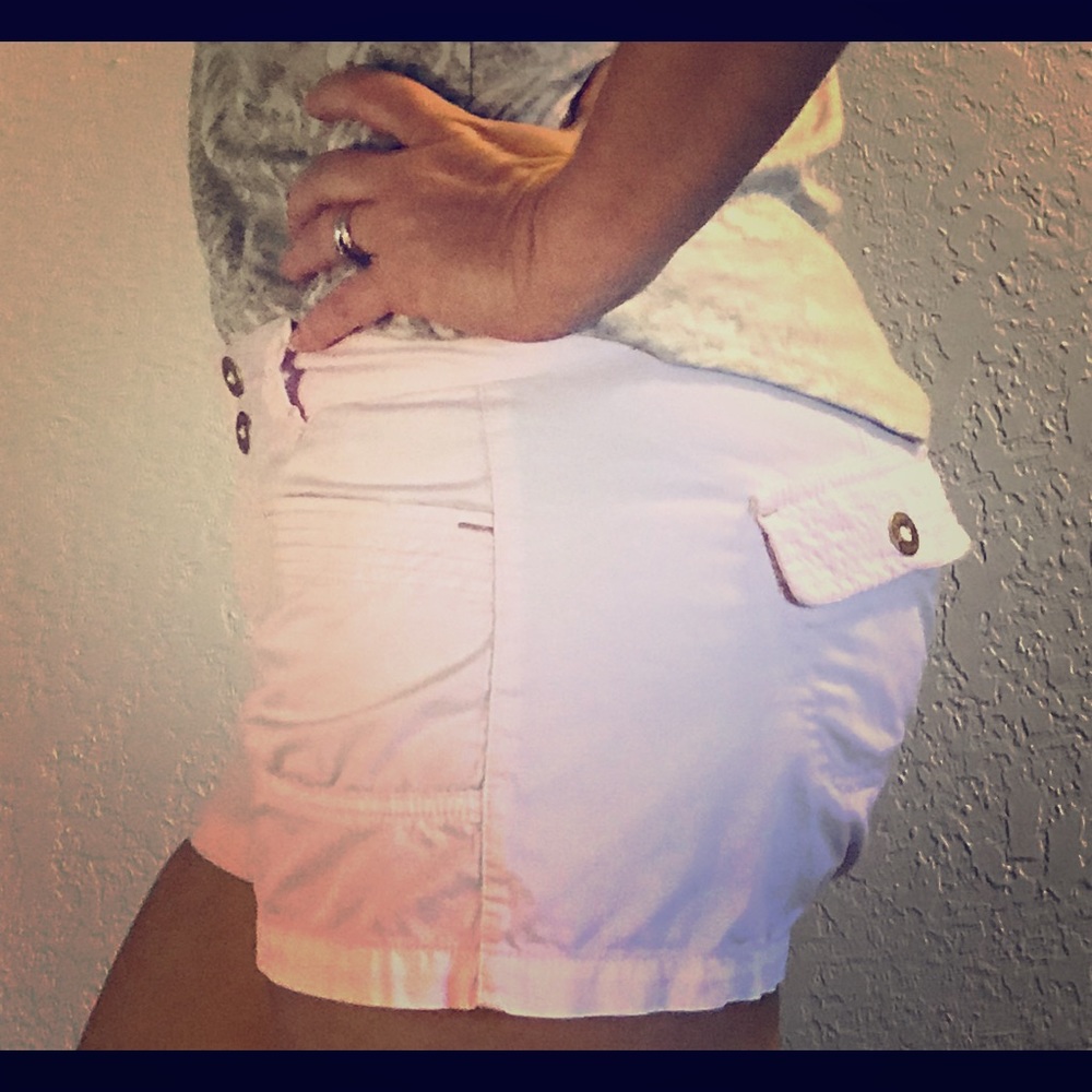 Light pink Express ladies short shorts size 8
